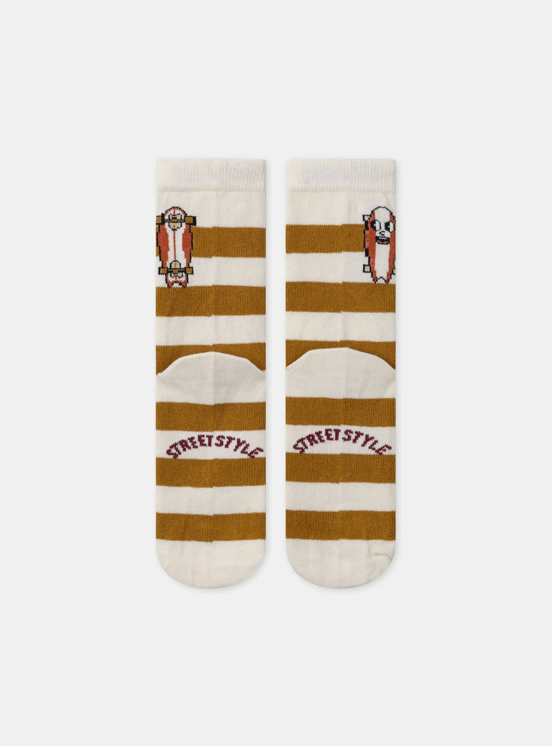 Sergent Major Sous-vêtement & Chaussettes-Chaussettes rayées avec skateboard