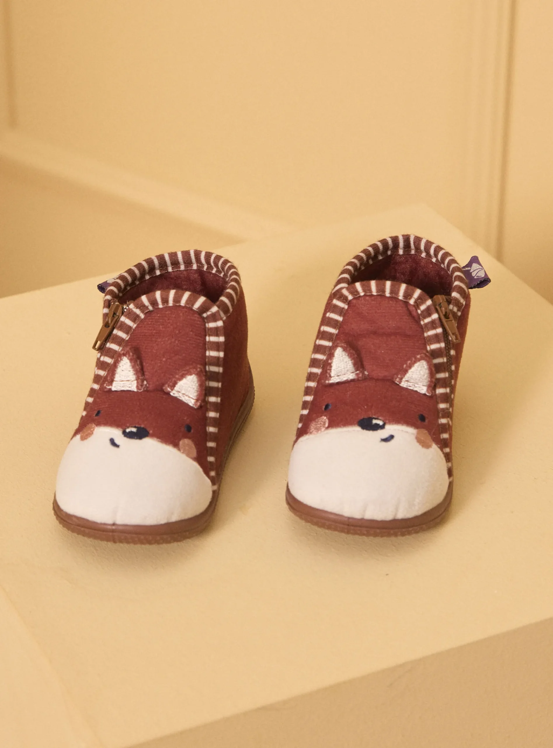 Sergent Major Chaussures-Chausson de couleur marron