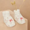 Sergent Major Bonnet, Moufle, Chausson & Chaussette-Chaussons de naissance &eacute;crus en velours