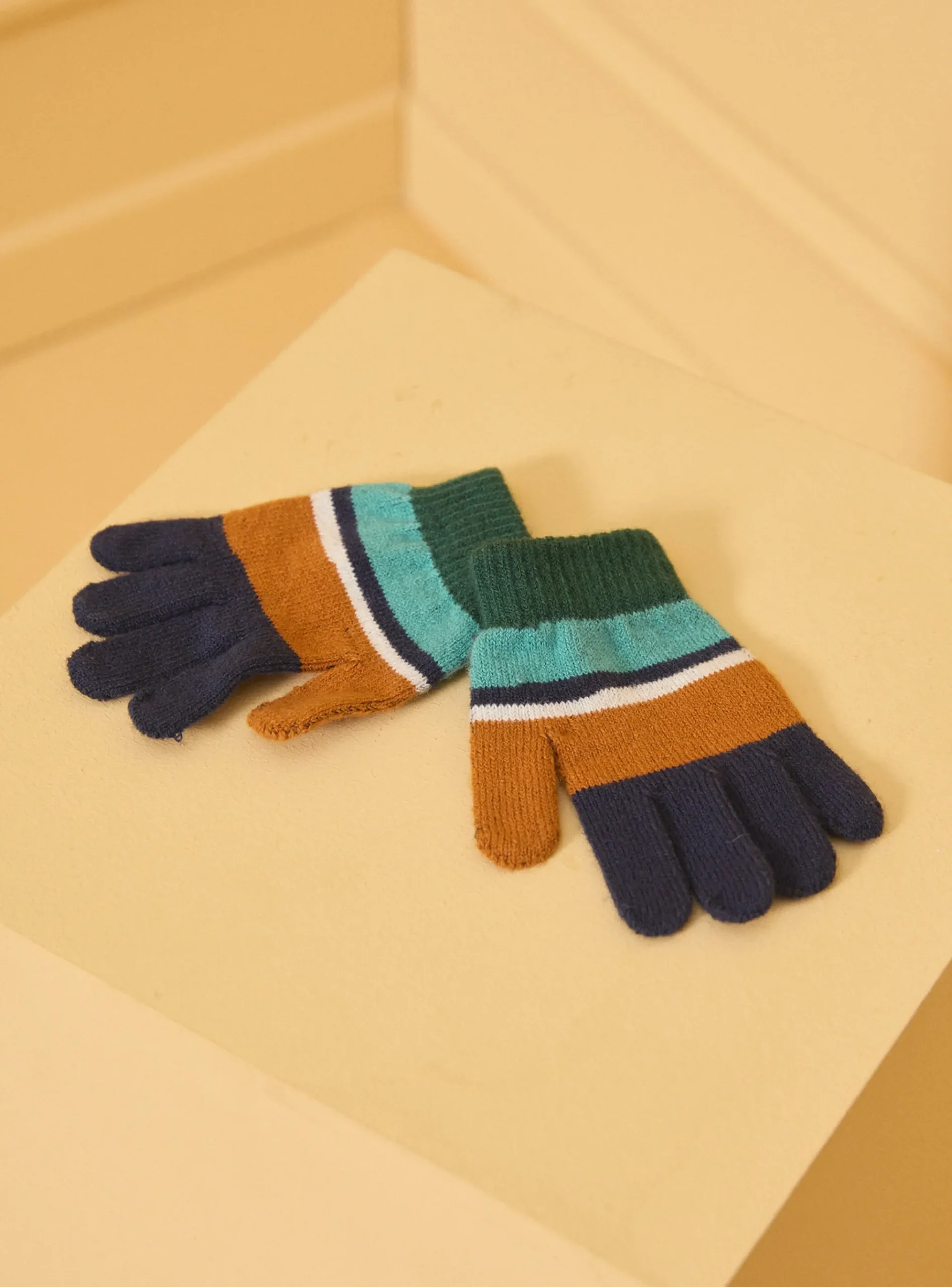 Sergent Major Bonnet, Echarpe, & Gant-Gants en maille