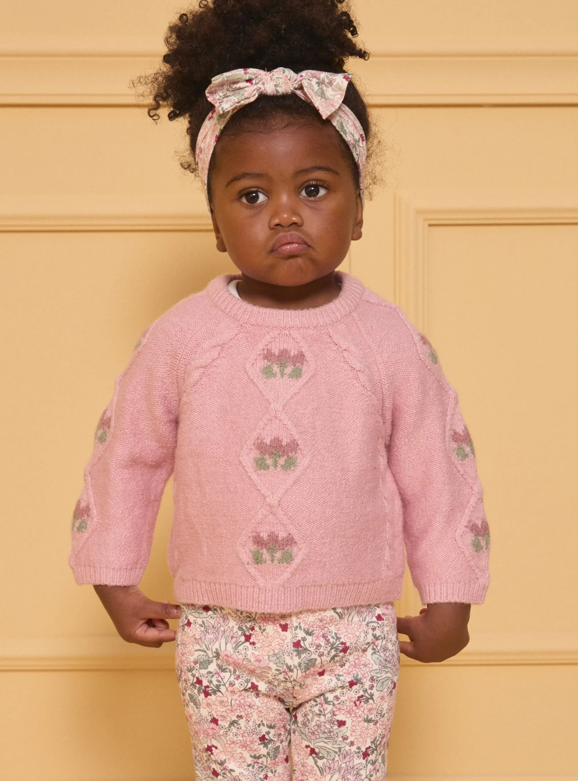Sergent Major Pull, Gilet & Cardigan-Pull torsadé rose pâle fleurs